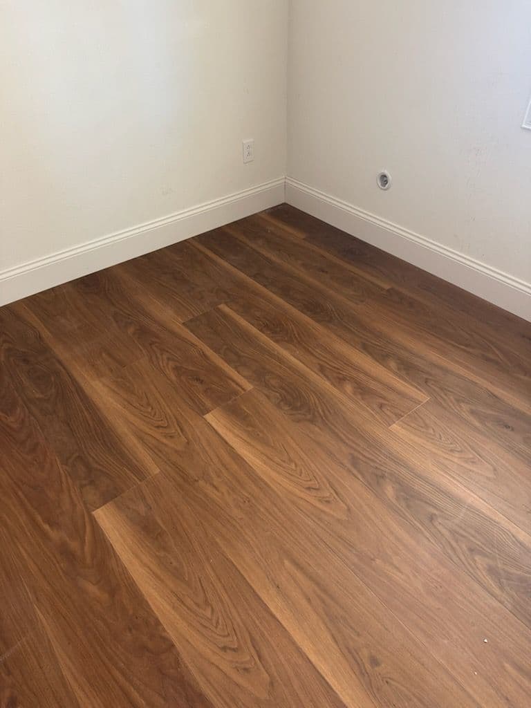 Gallery photos for Stunning Dark Wood Floor Transformation: Image #2